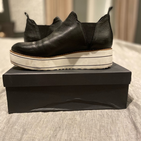 Silent D Nizzal Platform Sneaker - Picture 5 of 5